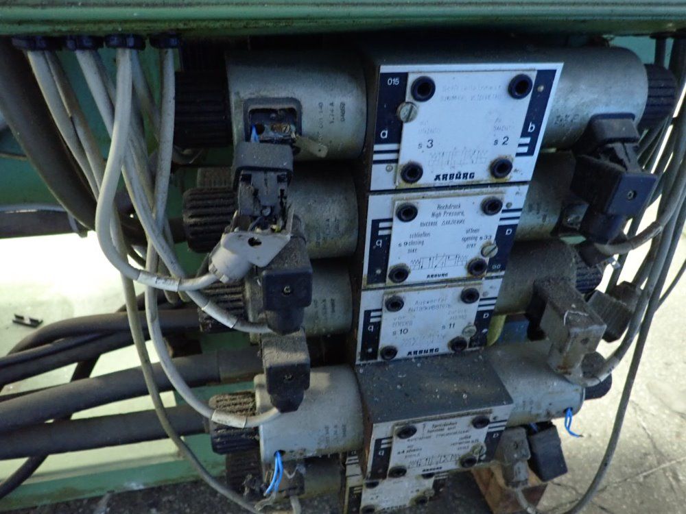 Arburg Injectioin Molder