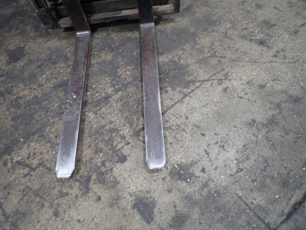 Nissan Electric Fork Lift