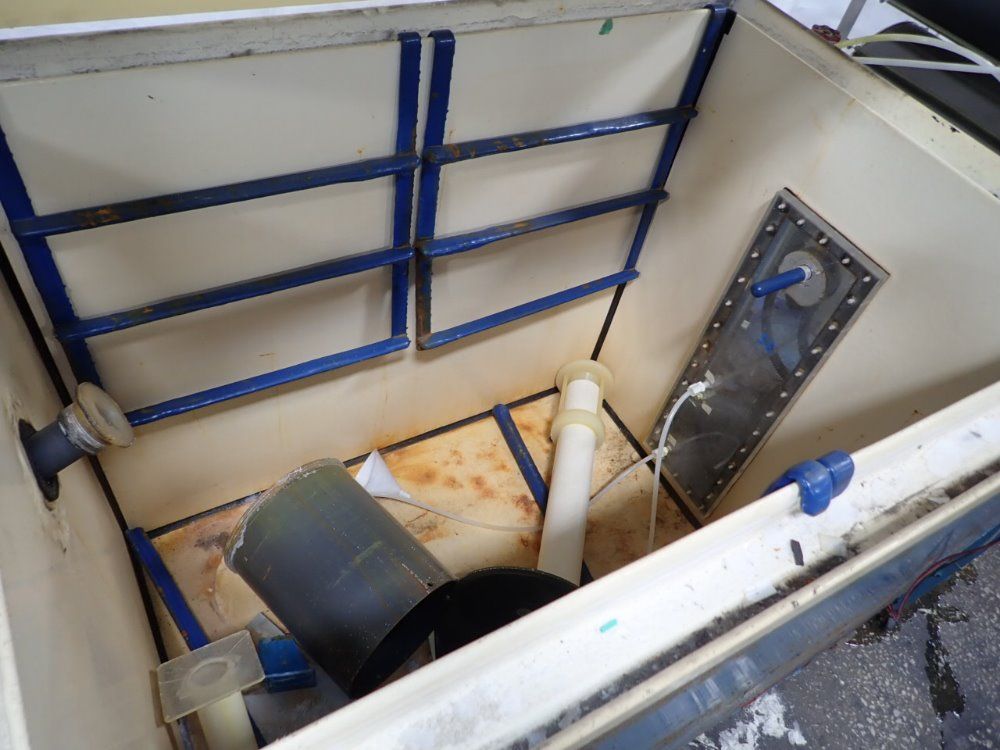 Harshaw Environmental Chamber/ Salt Sprayer