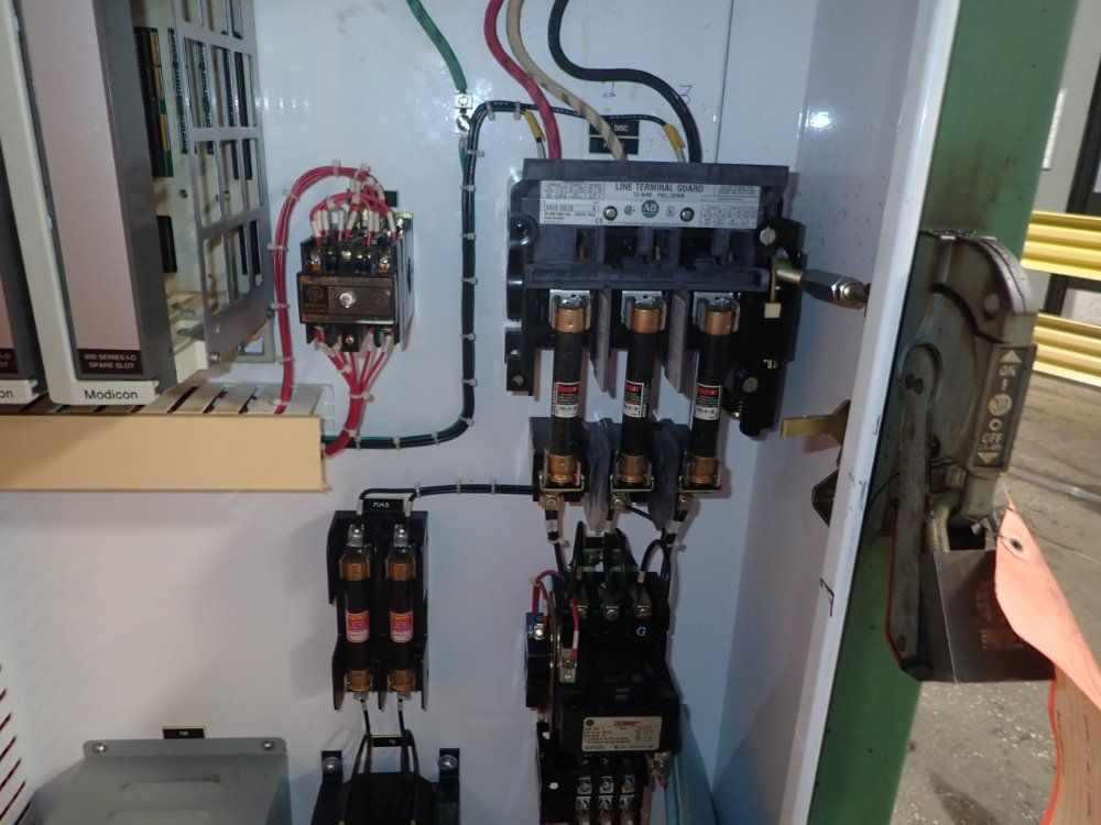 Master Chemical Corp/ Westfclia Centerfuige/seperator