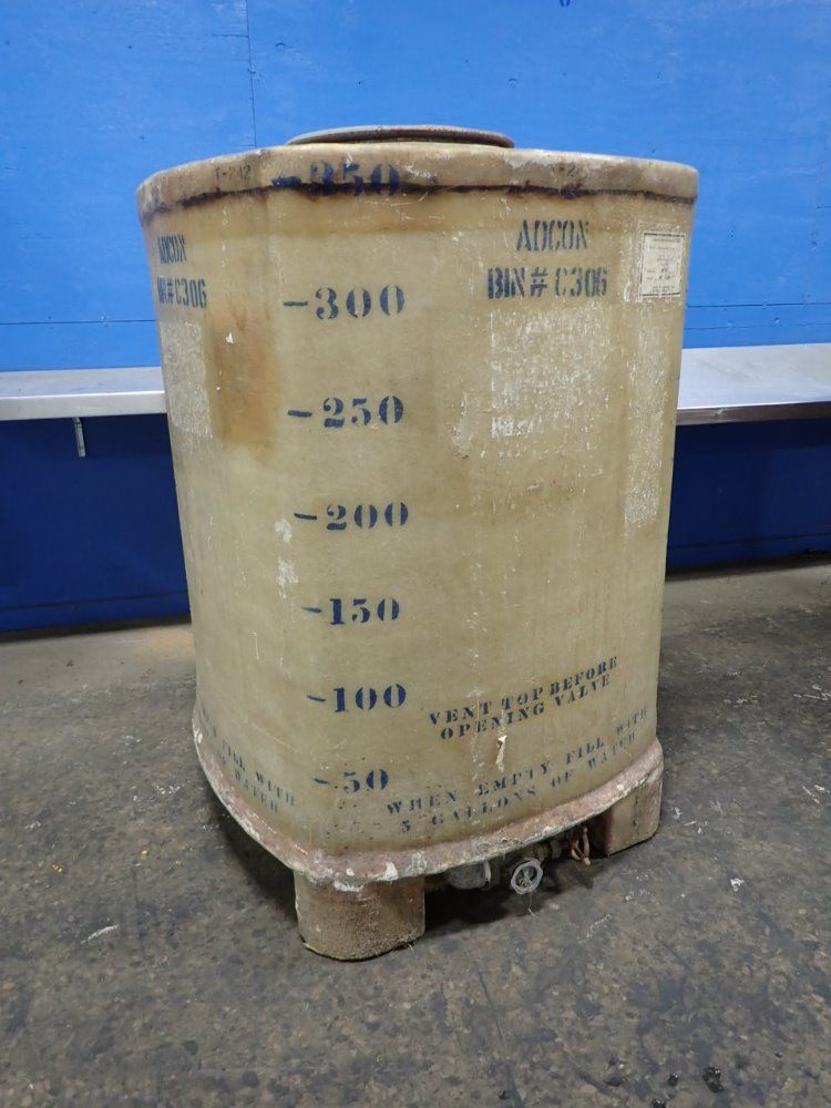 Fiberglass Reps. Fiberglass Tank