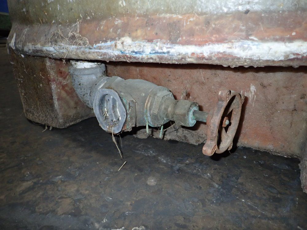 Fiberglass Reps. Fiberglass Tank