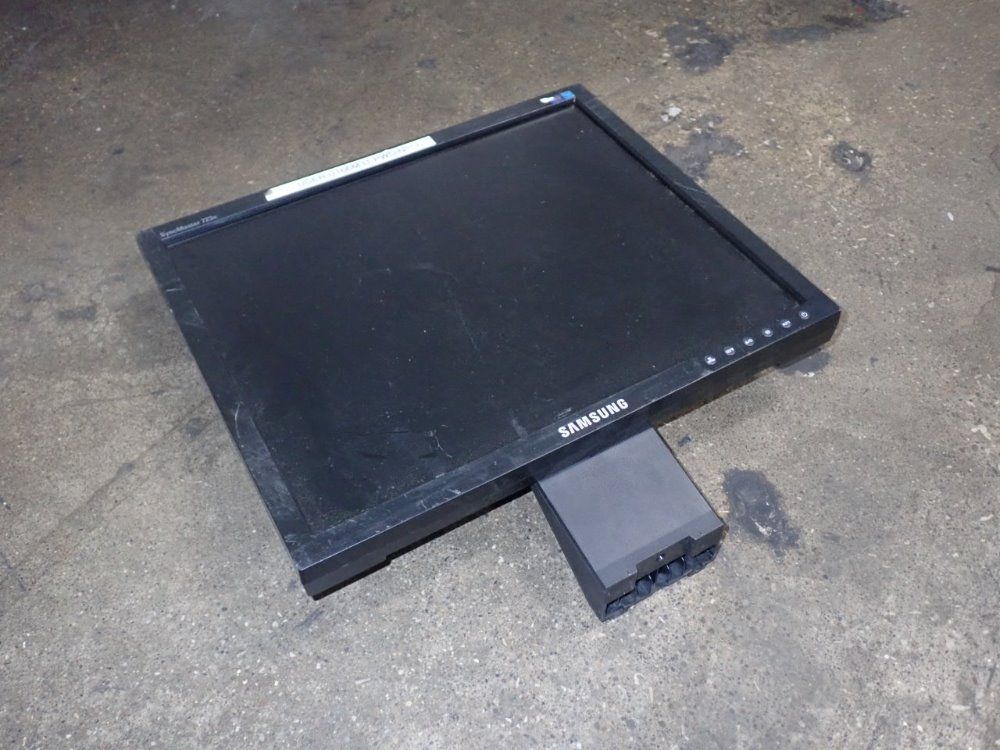 Samsung Lcd Monitor