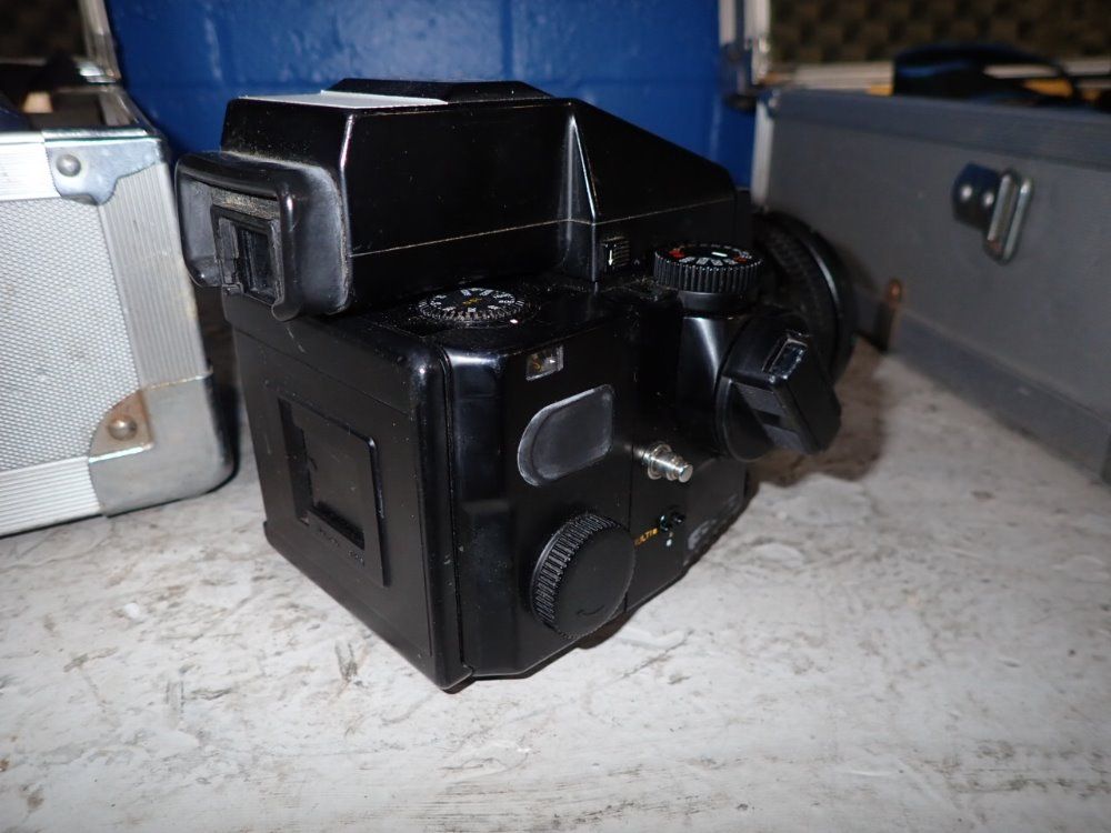 Mamiya Camera