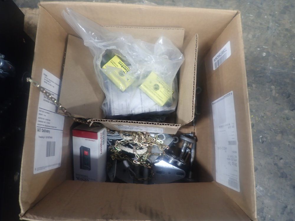 Liftmaster Garage / Dock Door W/ Lift