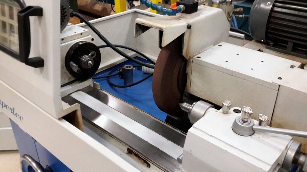 Supertec Cylindrical Grinder - G20p-50nc