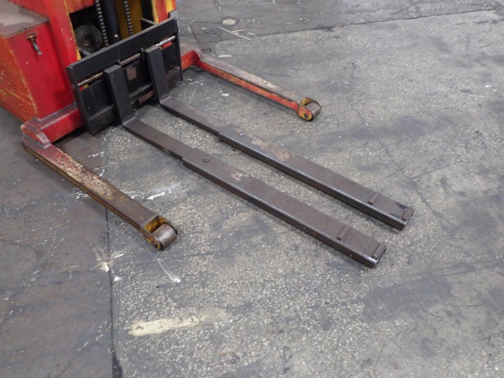 Big Joe Electric Pallet Jack