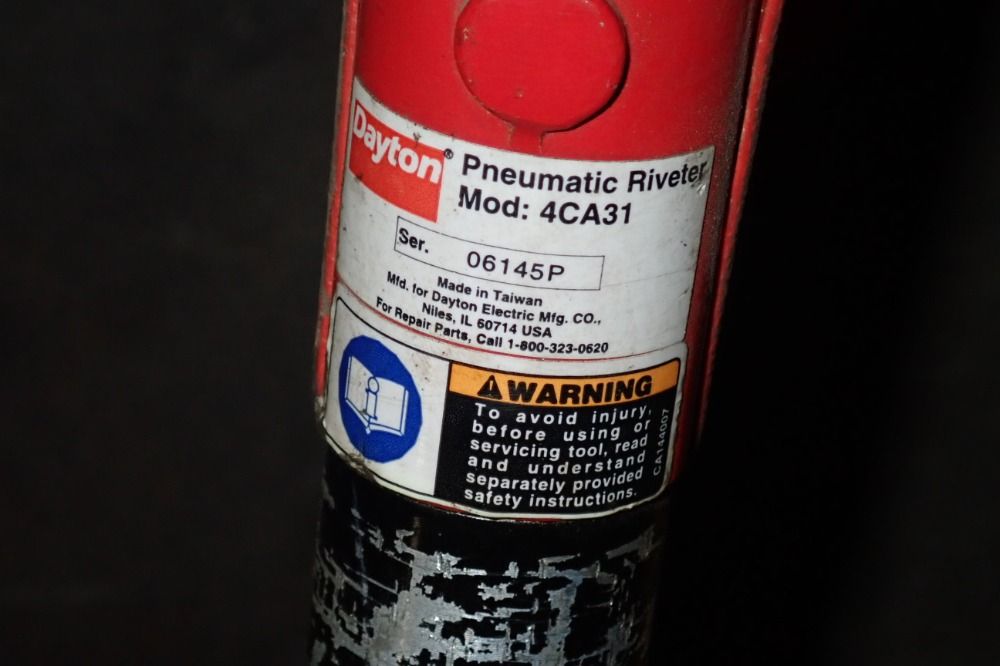 Dayton Pneumatic Rivet Gun