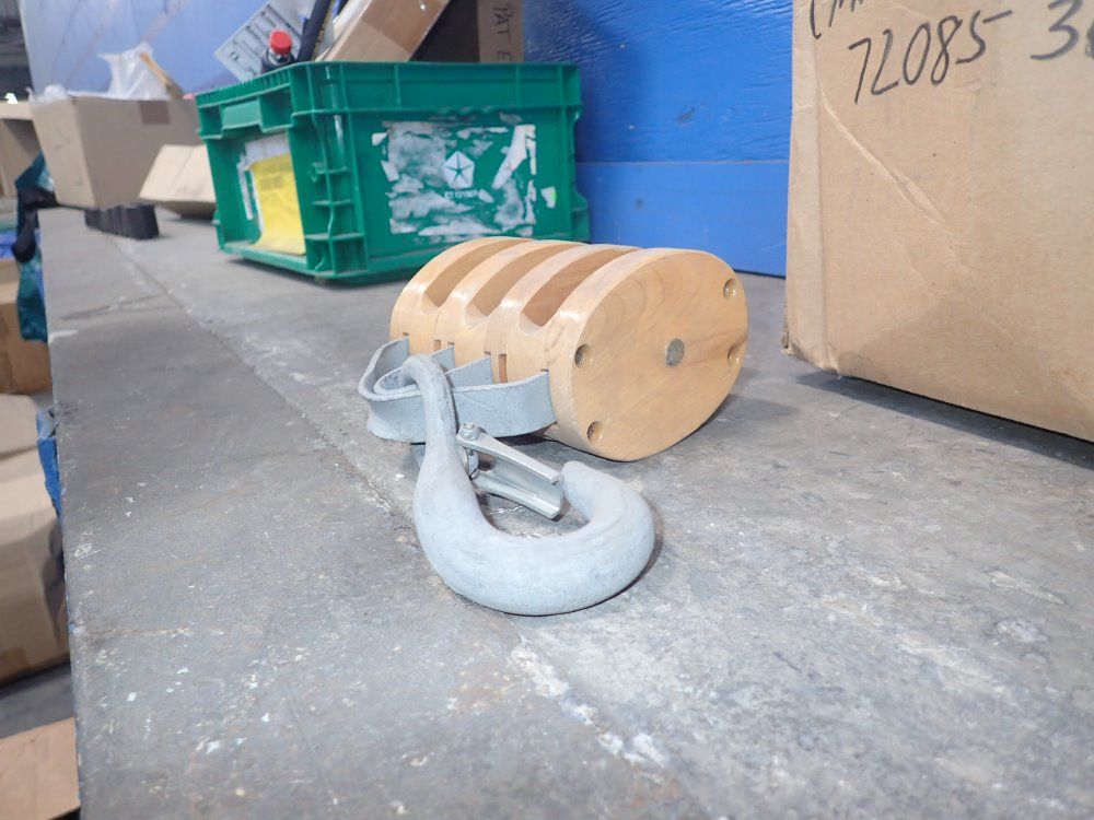 Campbell/ Cooper Hoist Attachment