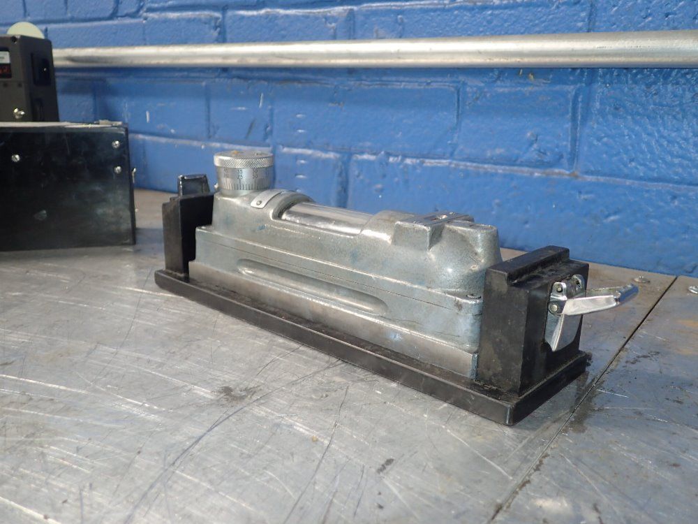 Hilger & Watts Micrometer