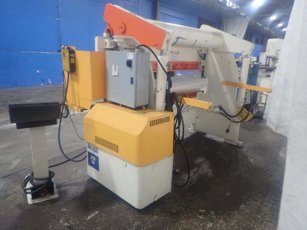 Accurpress 8' Press Brake
