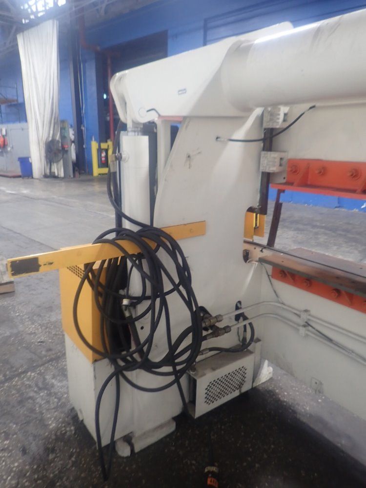 Accurpress 8' Press Brake