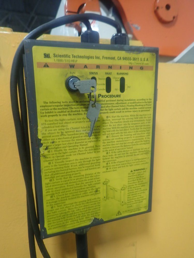 Accurpress 8' Press Brake