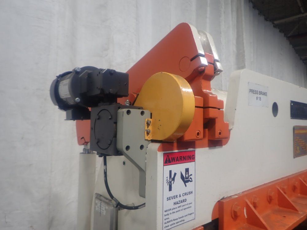 Accurpress 8' Press Brake