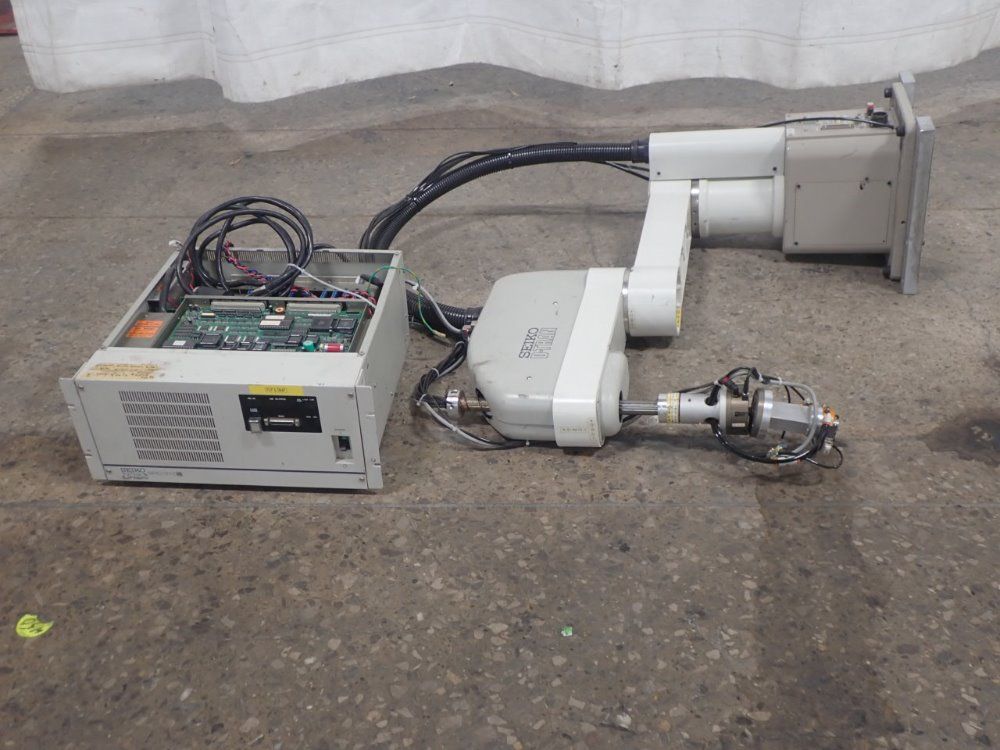 Seiko Robot With Control