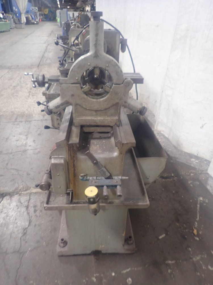 Korea Heavy Machinery Gap-bed Lathe
