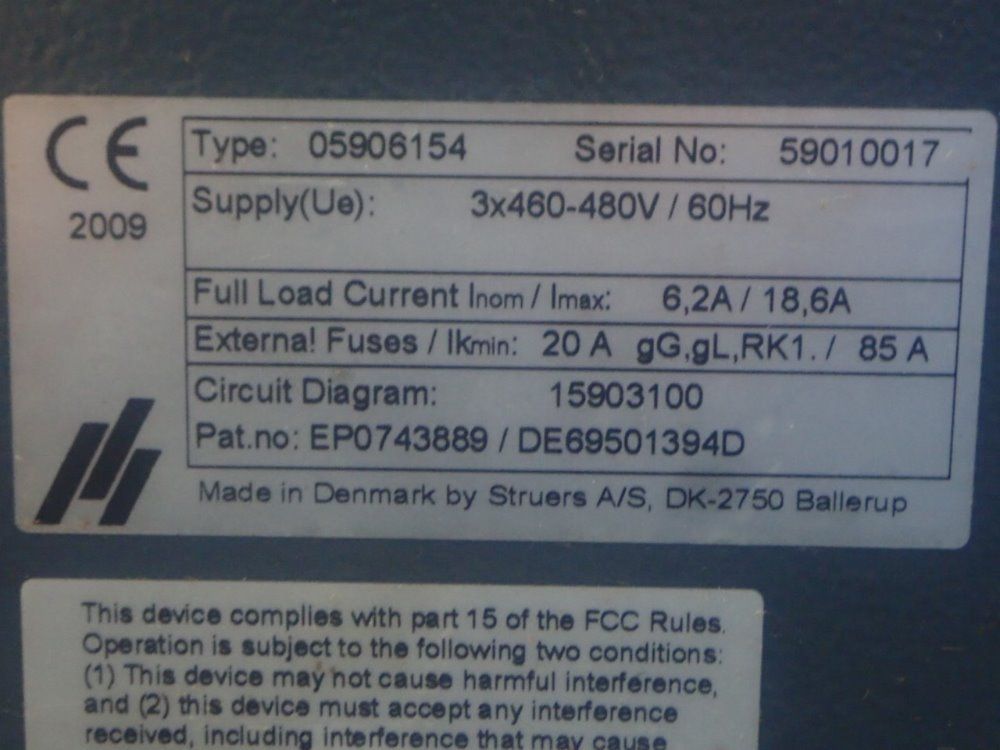 Struers Table Top Cut Off Machine