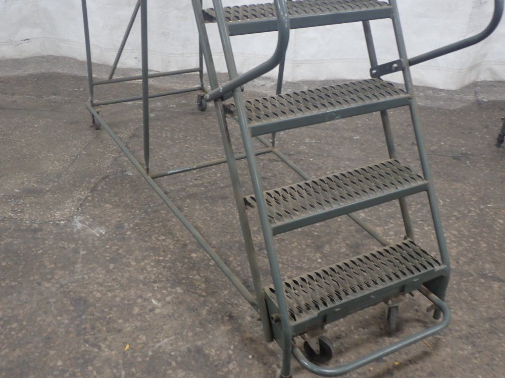 Gills Portable Stairs