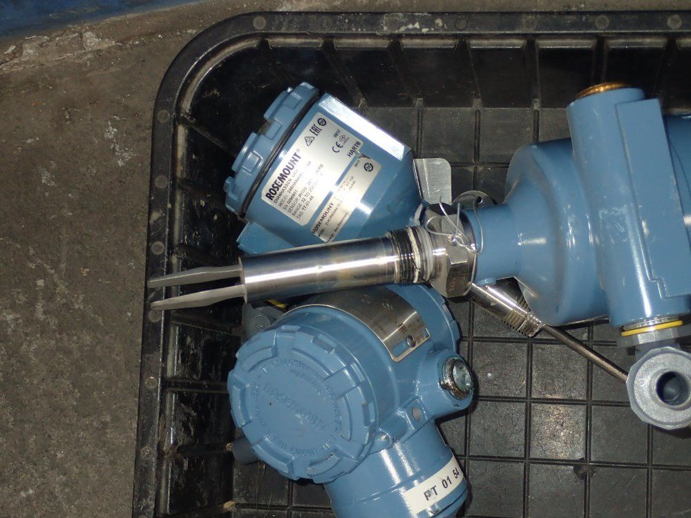 Rosemounts Level Switches