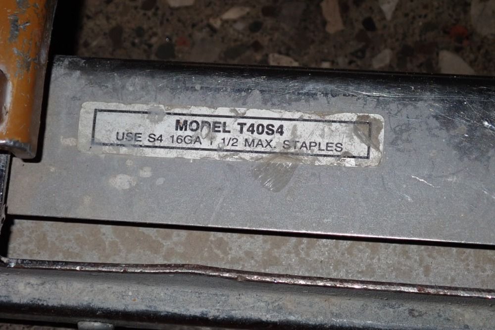 Bostitch/stanley Pneumatic Staple Gun