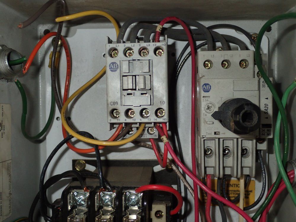 Allen- Bradley Combination Starter