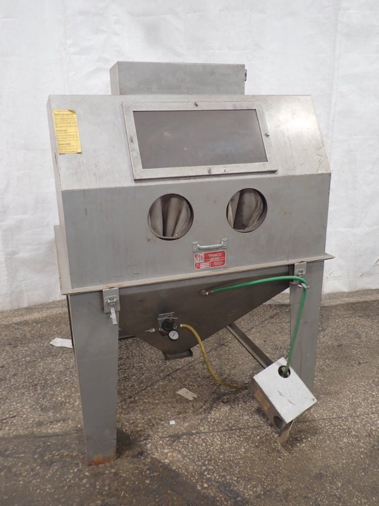 Trinco Blast Cabinet