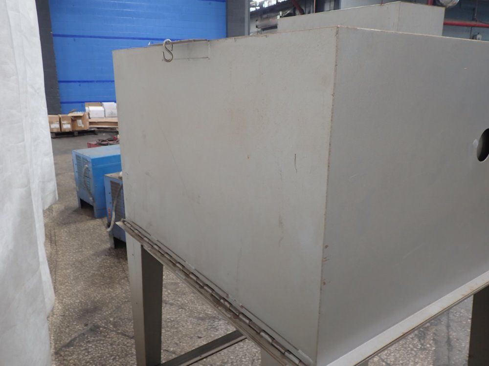 Trinco Blast Cabinet