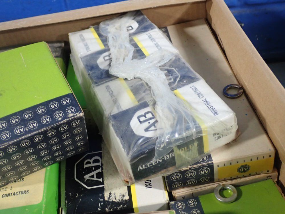 Ab Controls/contact Blocks