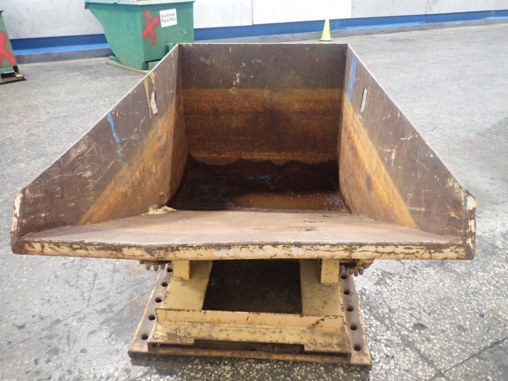 Roura Self-dumping Hopper