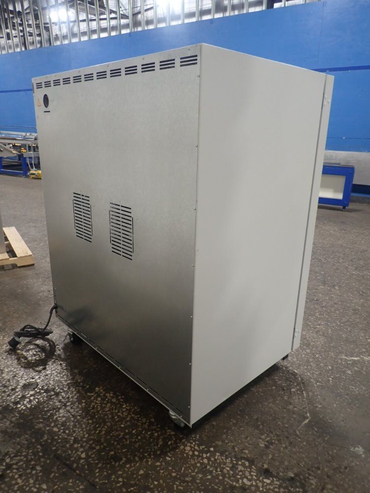 Binder 572 F Fed 720-ul Drying Oven - Fed 720-ul