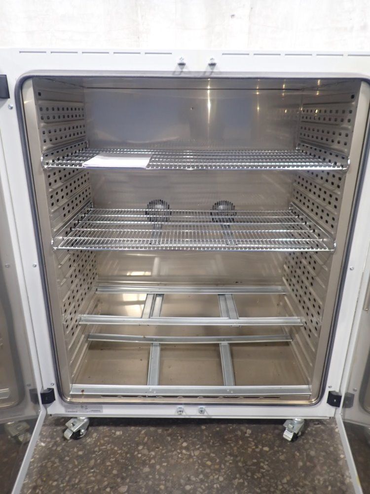 Binder 572 F Fed 720-ul Drying Oven - Fed 720-ul