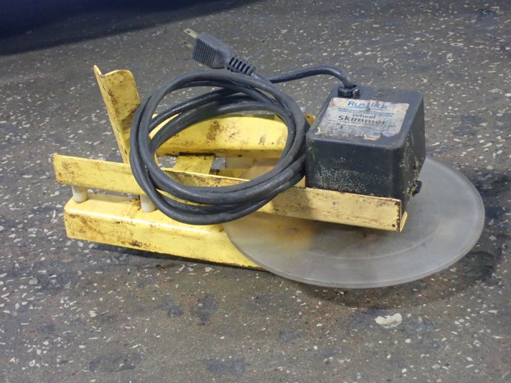 Rustlick Wheel Skimmer