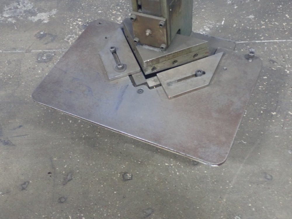 The Little Blacksmith Notcher