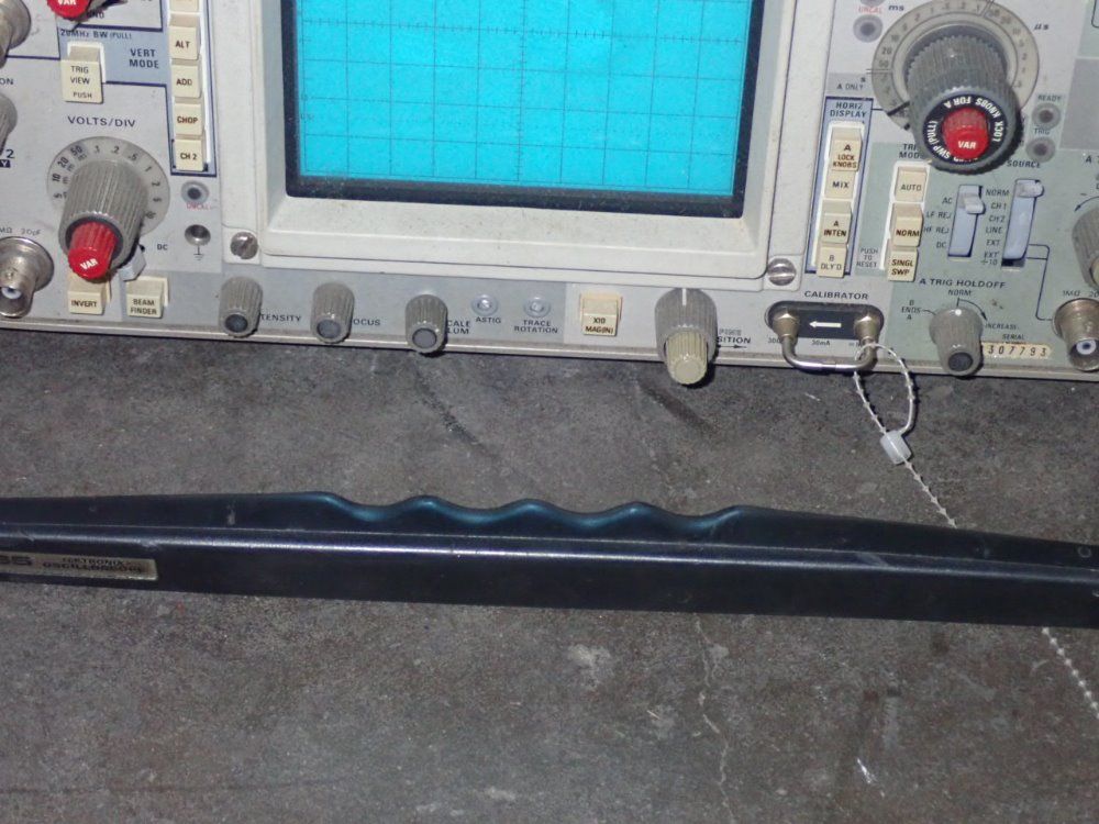 Tekronix Oscilloscope