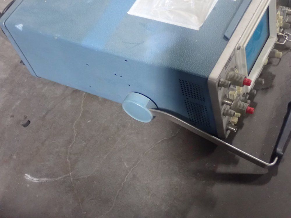 Tekronix Oscilloscope