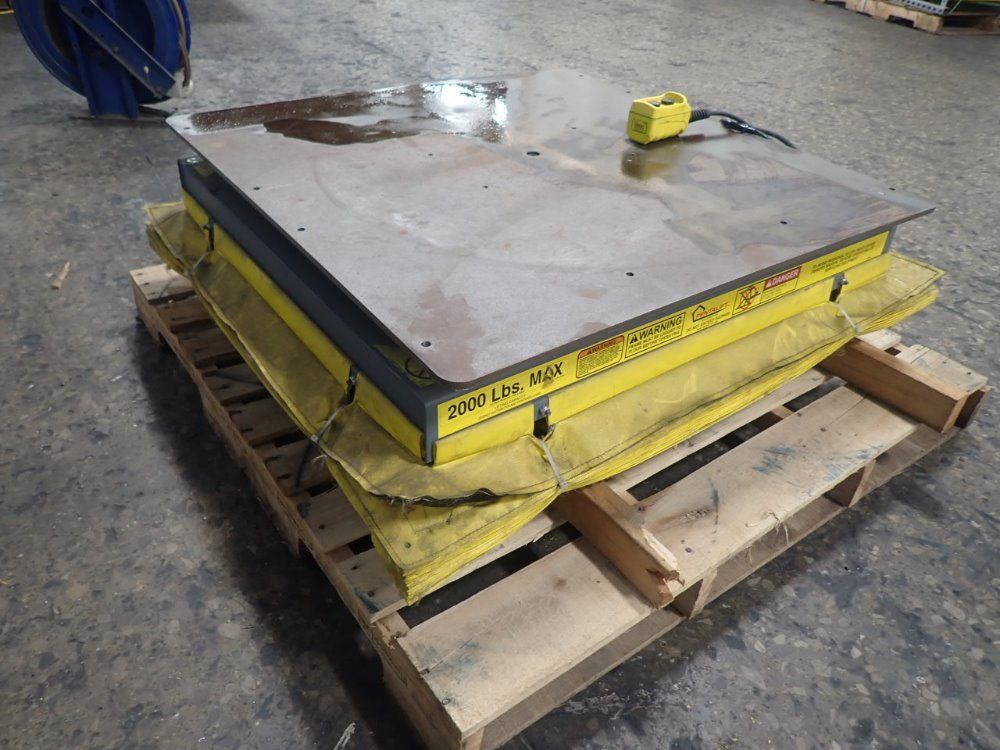 Pentalift Lift Table