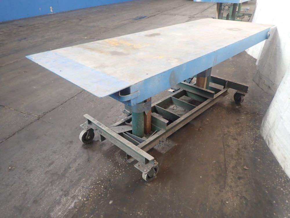 Lexco Lift Table