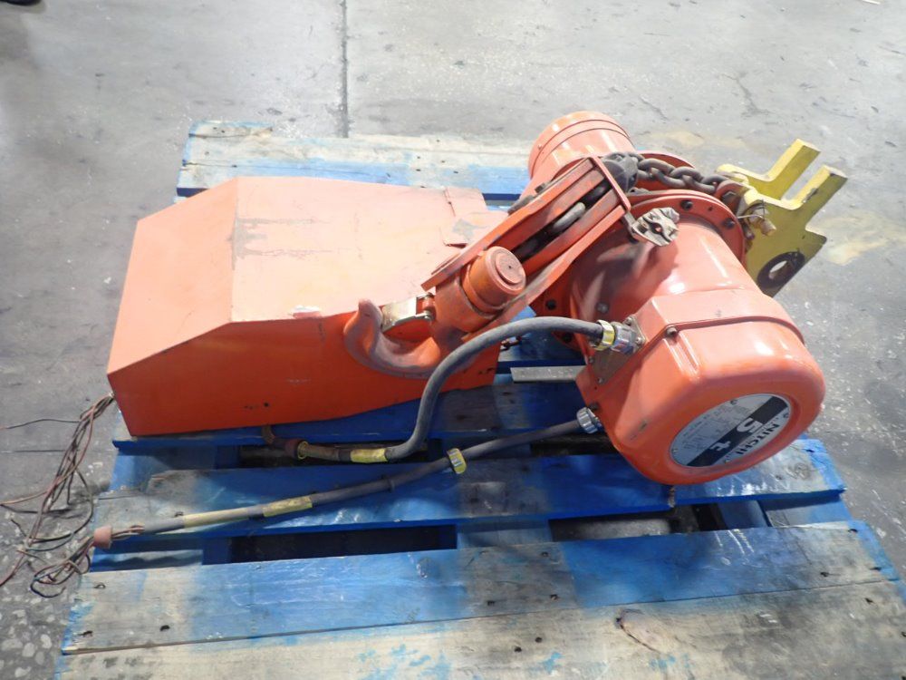 Nitchi Electric Hoist