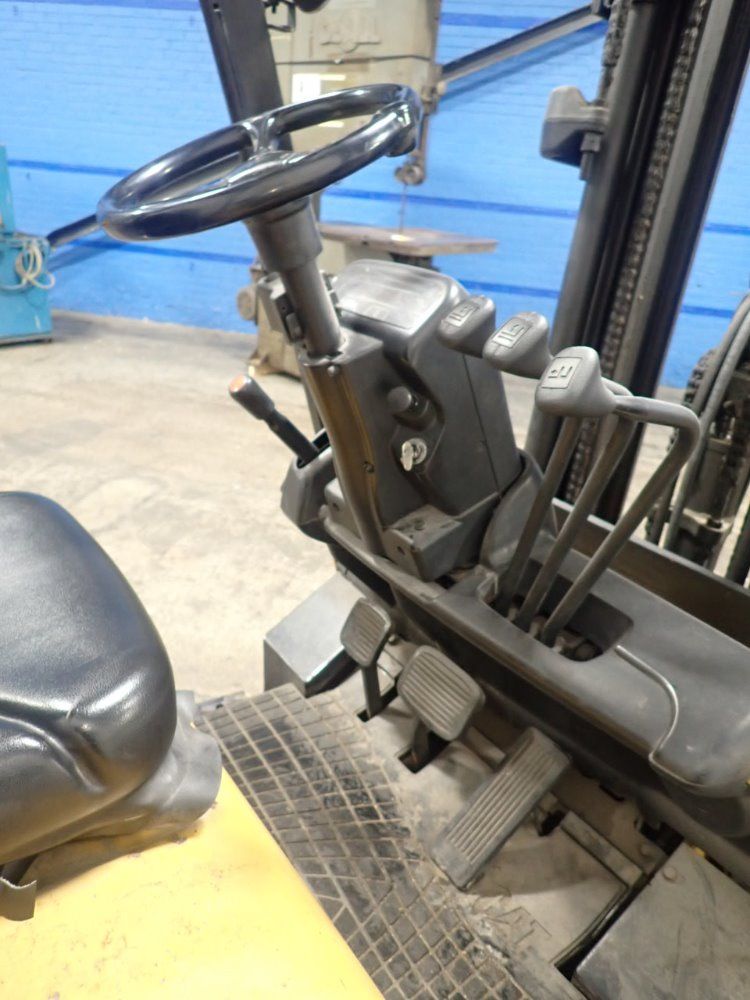 Caterpillar 4350# Gc25k Propane Forklift - Gc25k