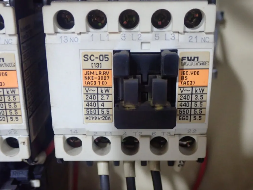 Okamoto 12" X 24" Mag Chuck Acc-12.24st Surface Grinder - Acc-12.24s