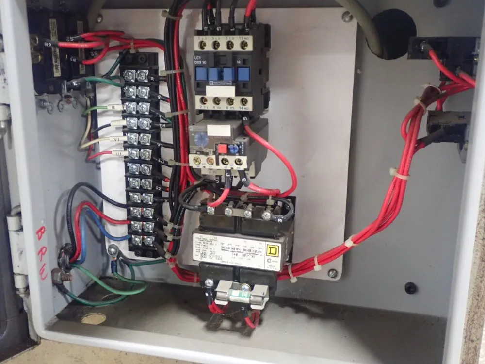 Okamoto 6" X 18" Mag Chuck Pfg-618 Surface Grinder - Pfg-618