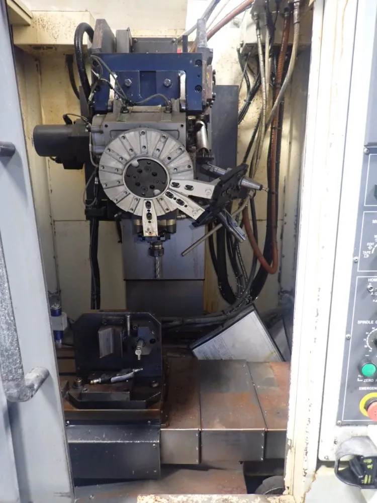 Samsung 14" X 19" Dmt30e Cnc Tapping Center - Dmt30e