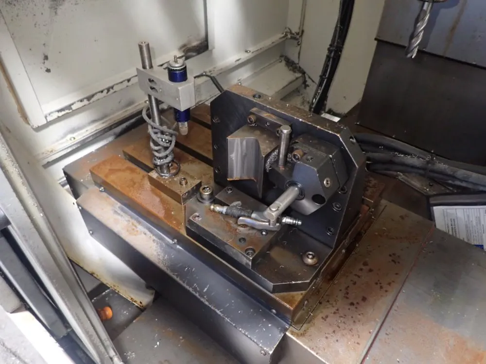 Samsung 14" X 19" Dmt30e Cnc Tapping Center - Dmt30e