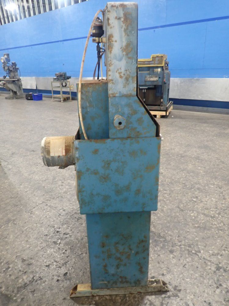 Texsaw Vertical Band Saw