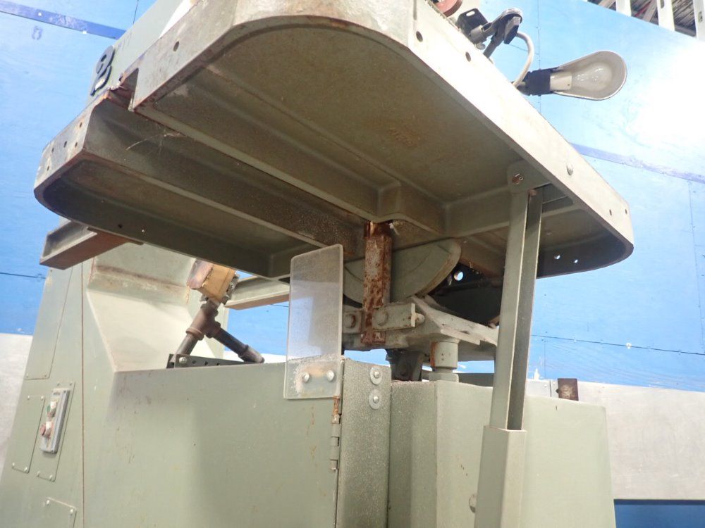 Grob 36" X 12" 4v-36 Vertical Band Saw - 4v-36