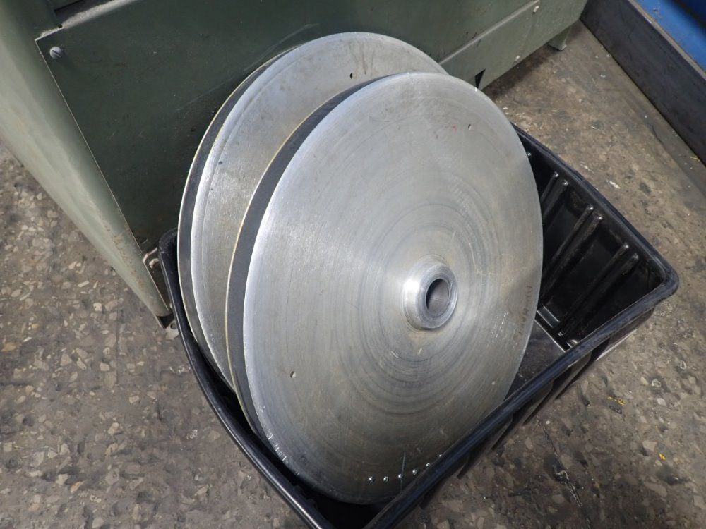 Grob 36" X 12" 4v-36 Vertical Band Saw - 4v-36