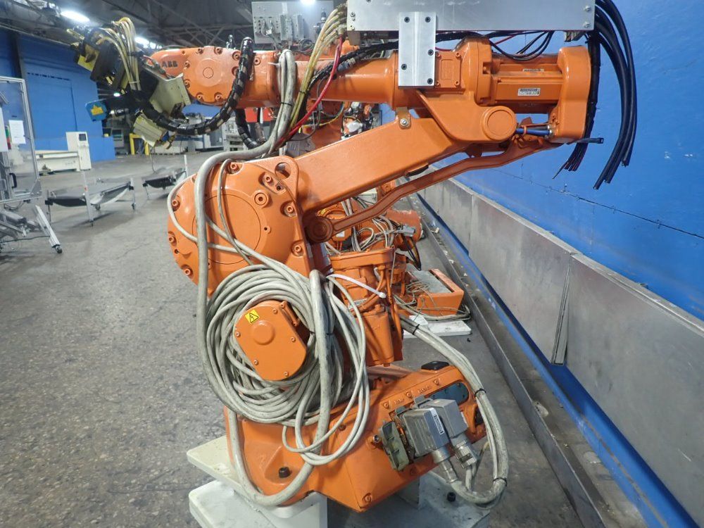 Abb Irb-2400 Robot - Irb-2400