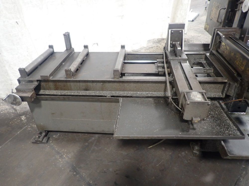 Hem Inc 22" X 15" Twister Auto Horizontal Band Saw - Twister Auto