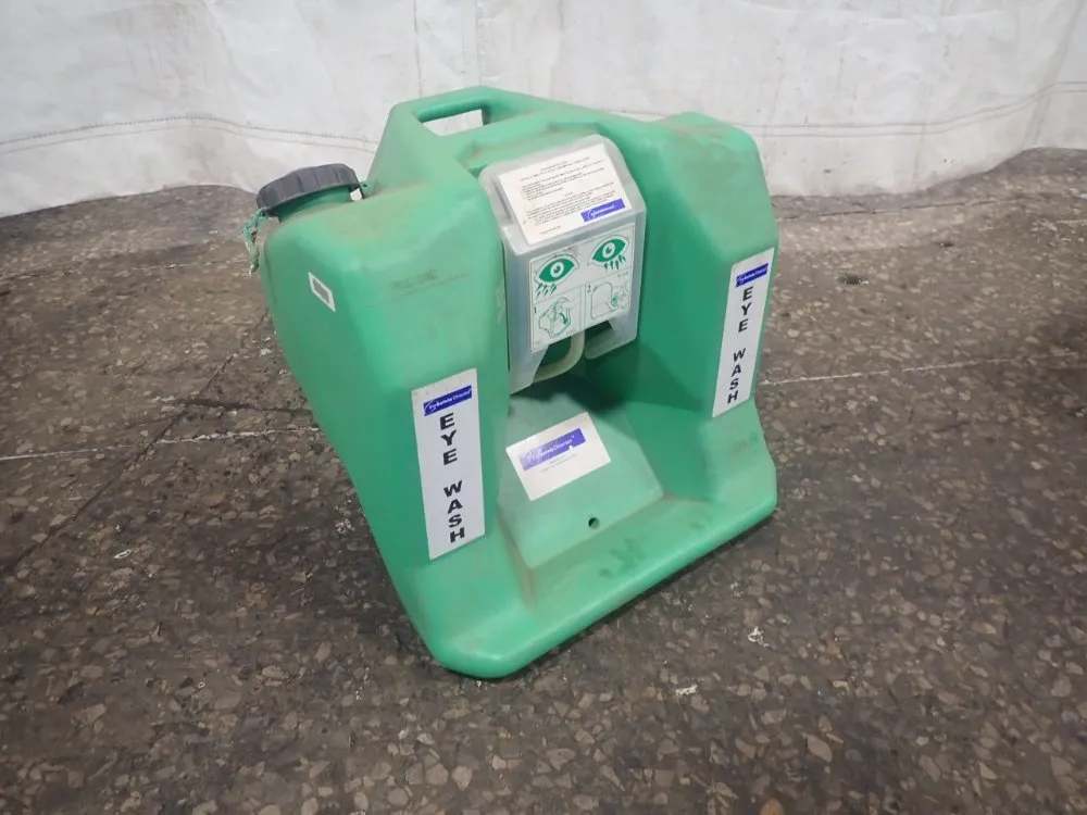 The Safety Director Emergency Eyewash Station