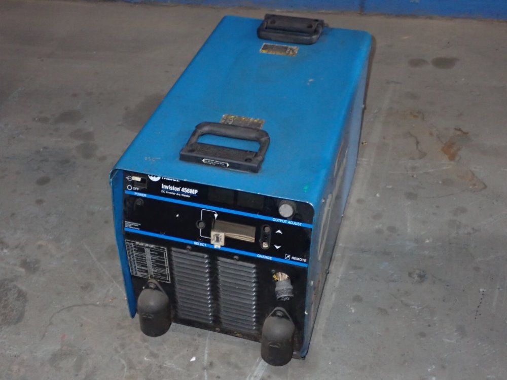 Miller 450 Amp Welder - Invision 456mp